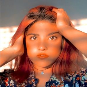 Meet your Posher, Jenisah